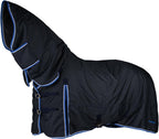 Close up view of the 600D ripstop fabric and front buckles on Horze Glasgow blanket