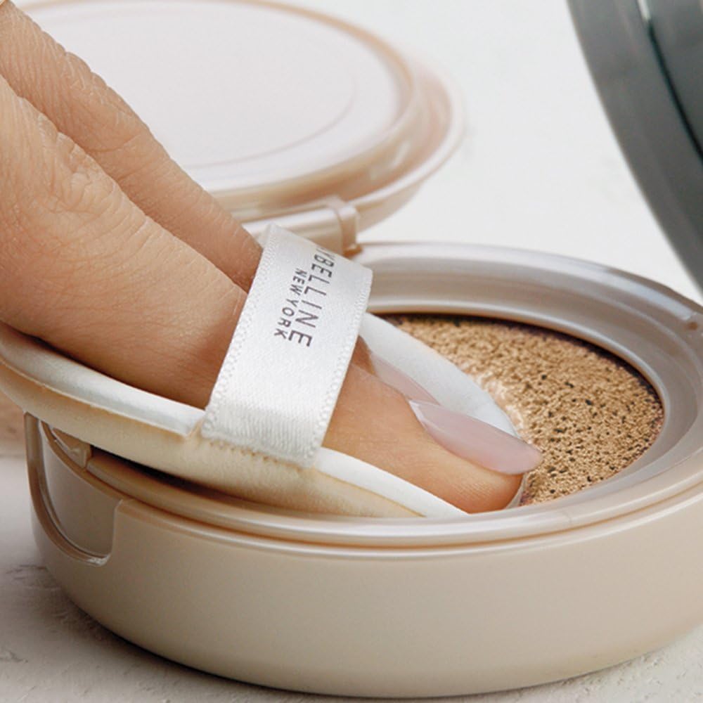 Authentic imported Maybelline fresh face liquid makeup compact base showing ingredient information.
