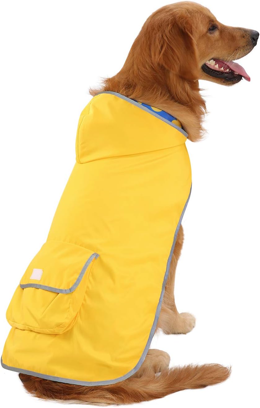Safety reflective piping detail on the back of the HDE duck print dog jacket.