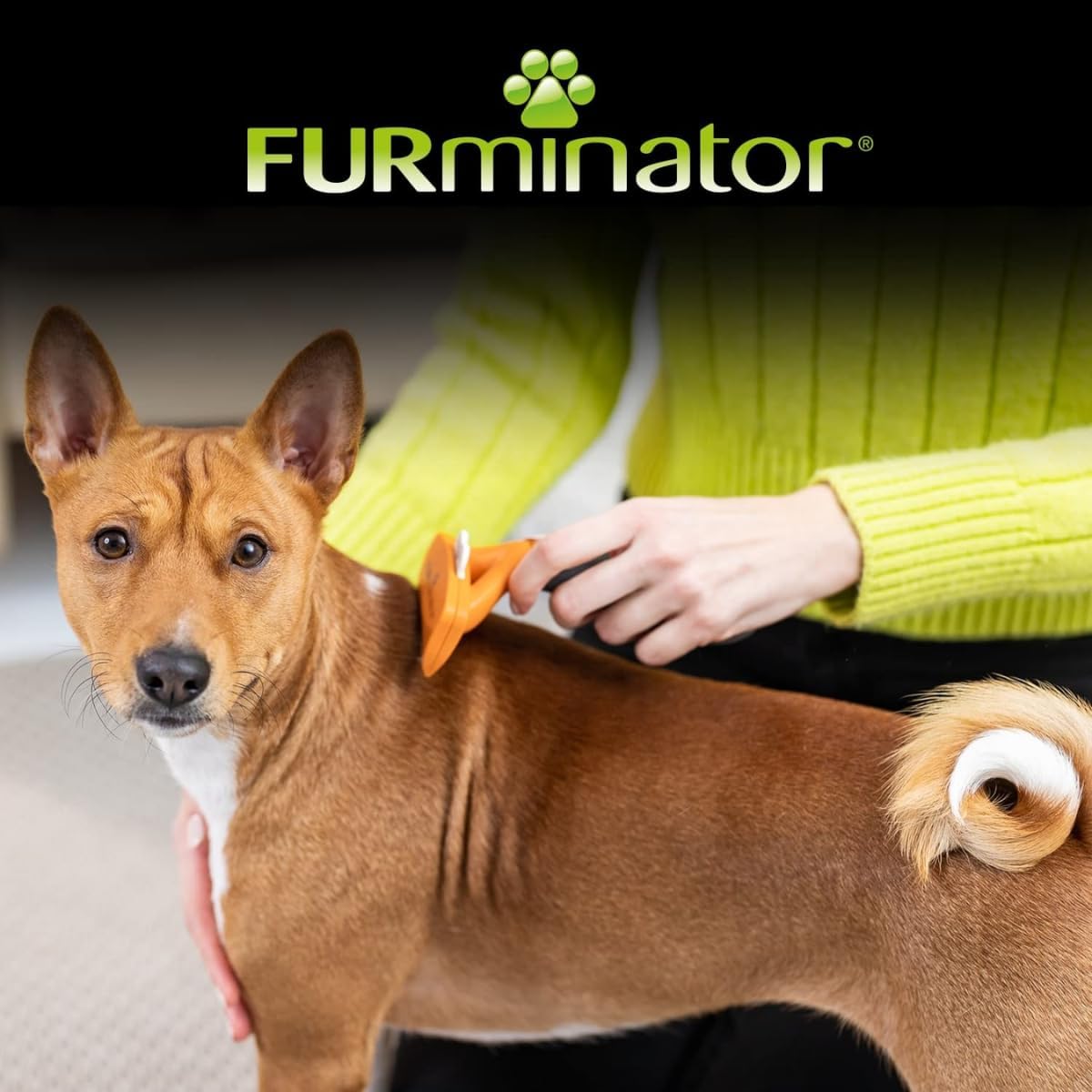 Side profile of the ergonomic non slip grip handle of the FURminator undercoat deshedding tool