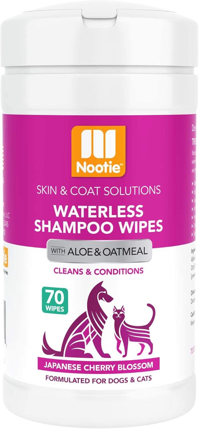 Nootie Sweet Pea and Vanilla wipes tub open