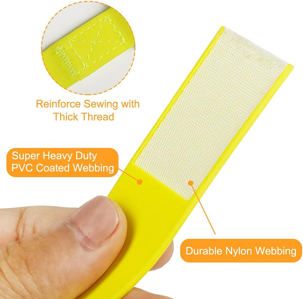 Vivifying yellow PVC dog leash 360-degree rotating zinc alloy buckle close up