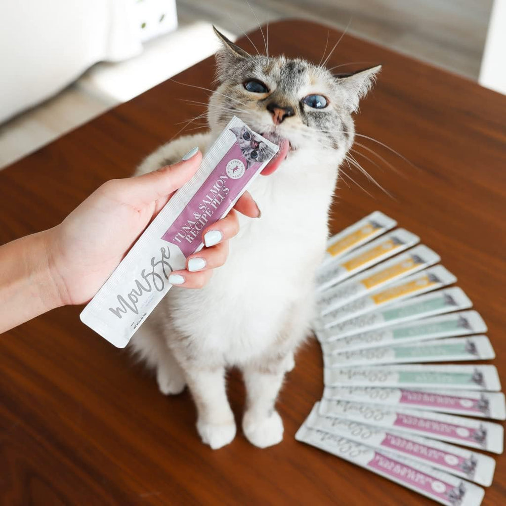 Love Nala variety pack mousse healthy cat snack packaging