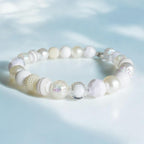 Adjustable sparkling pet jewelry showing the durable inner stainless steel core wire construction.