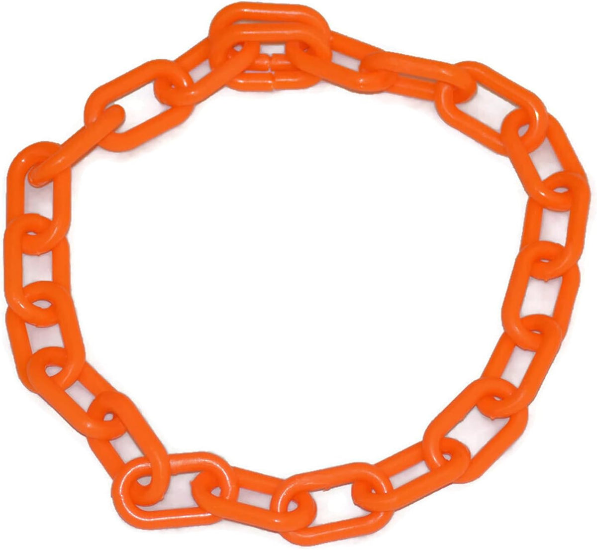 Close up of 6mm plastic chain links