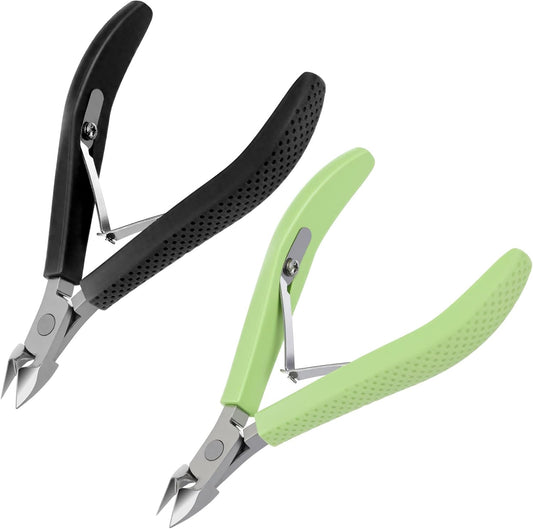 Tucnoeu stainless steel cuticle trimmer front view showcasing the black and green non slip silicone handles.