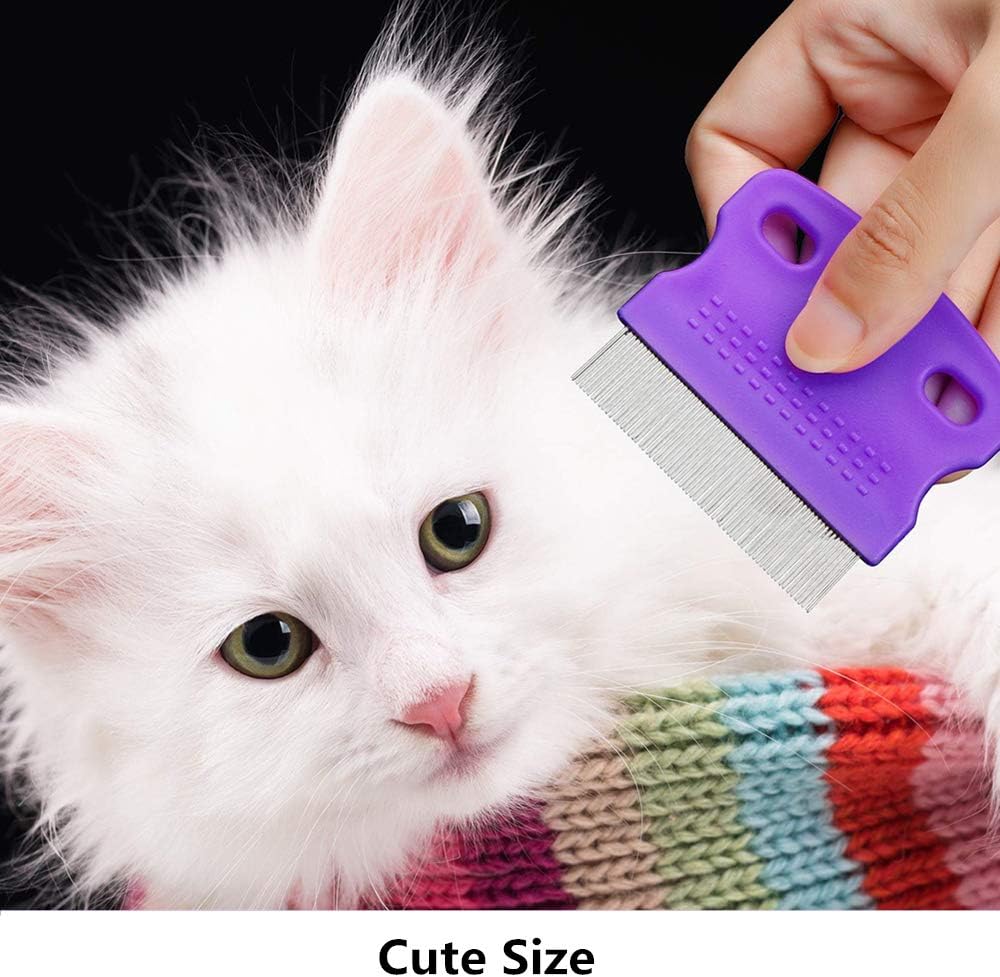 Side view showing compact size of flea remover comb
