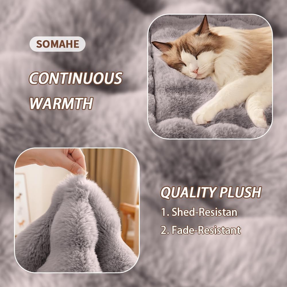 Somahe cat bed mat placed inside a pet carrier