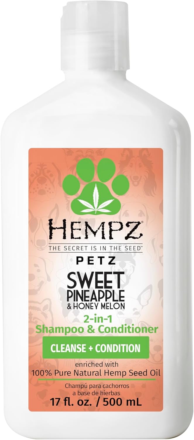 Hempz Petz seventeen ounce herbal deshedding dog shampoo back label