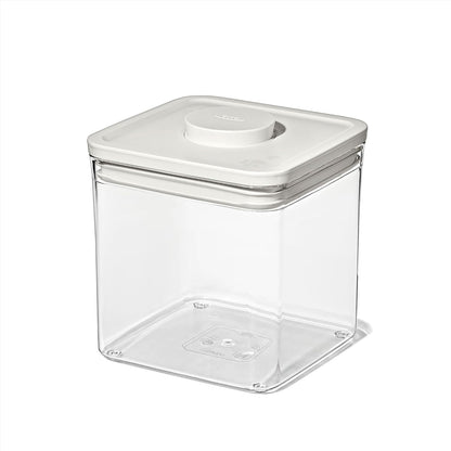 OXO Good Grips Pet POP Container - 6.0 Qt/5.7 L with Half Scoop, Ideal for up to 6.5lbs of Dog Food or 4.5lbs of Cat Food, Airtight Dog and Cat Food Storage Container, BPA Free, Clear - Image 14