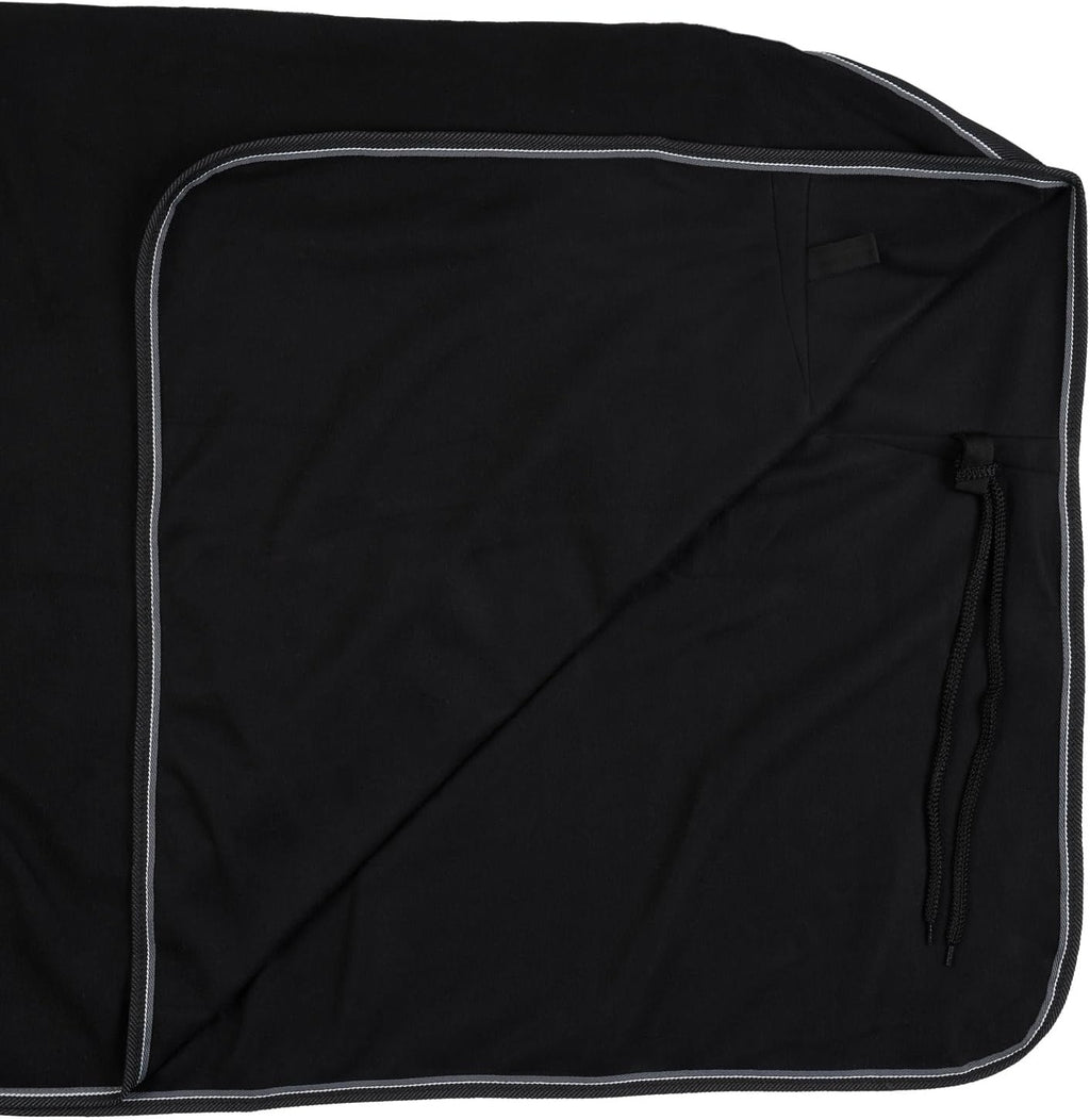 Close up look of the moisture wicking polyester fleece fabric on horse blanket