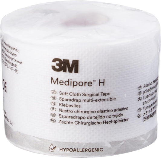 3M Medipore H Perforated Medical Tape front view of the single roll packaging