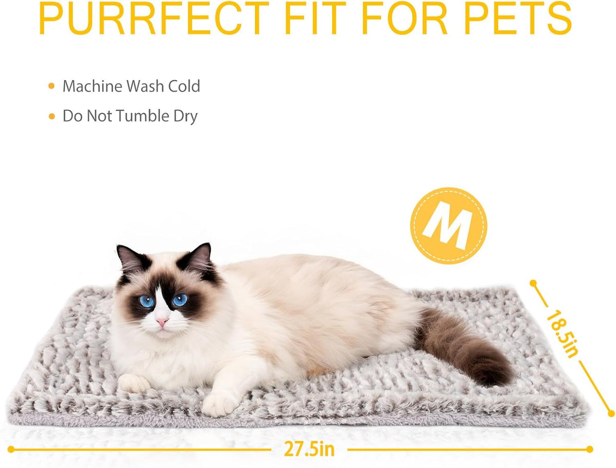 Noiseless self warming pet mat perfect for senior cats and small puppies.