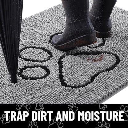 Textured non slip rubber backing of the Smiry pet entryway mat