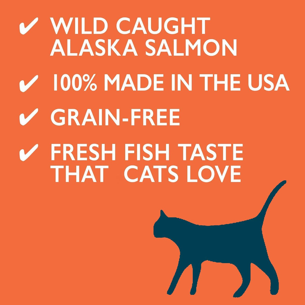 Alaska Naturals Salmon Oil for cats bottle back label displaying feeding guidelines and pure ingredients.