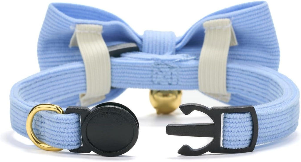 Side profile of YUDOTE blue cat collar highlighting the smooth stitching and safety buckle