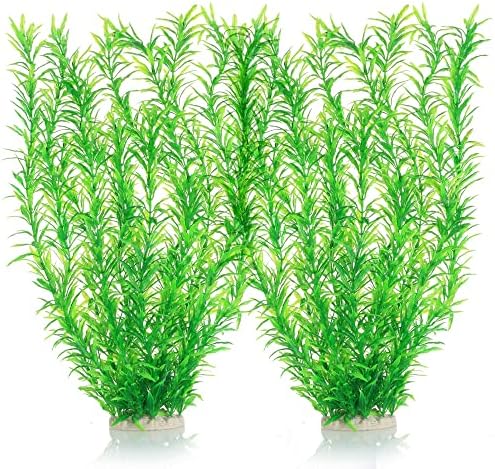 Close up view of the non toxic flexible leaves on the JIHAQUA fish tank ornament.