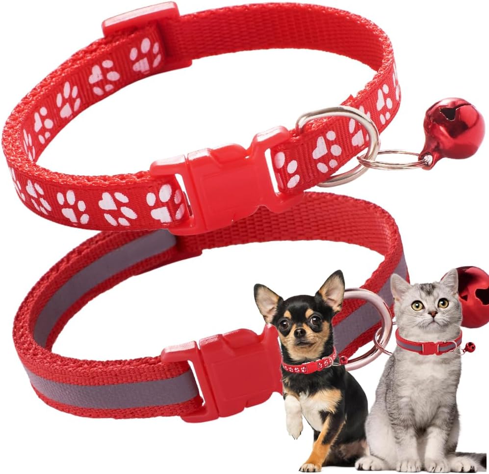 Pack of two red PSPORT safety collars for tiny female cats highlighting the smooth edges