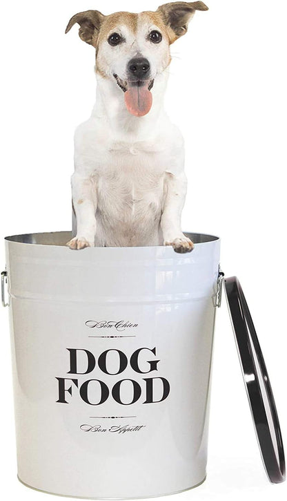 Included aluminum scoop for Harry Barker dog food container