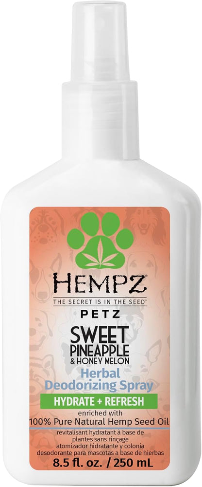 A happy dog with a shiny coat showcasing the results of the Hempz Petz deodorizing spray.