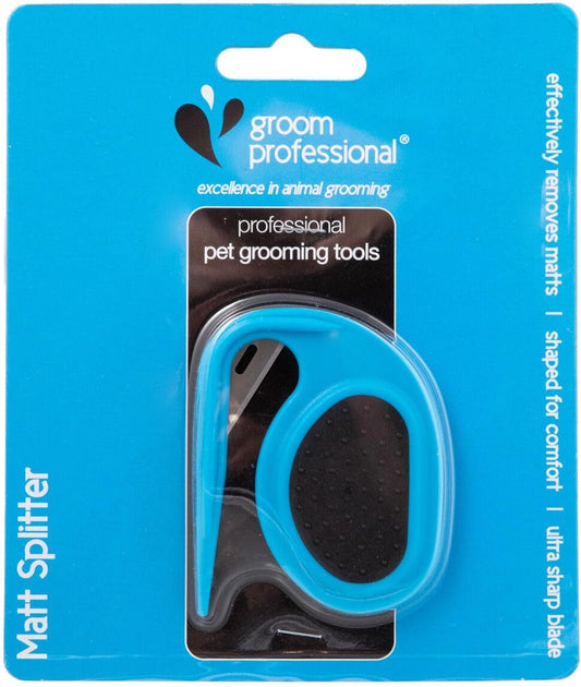 Close up of Groom Professional dematting tool blade and ergonomic handle grip.