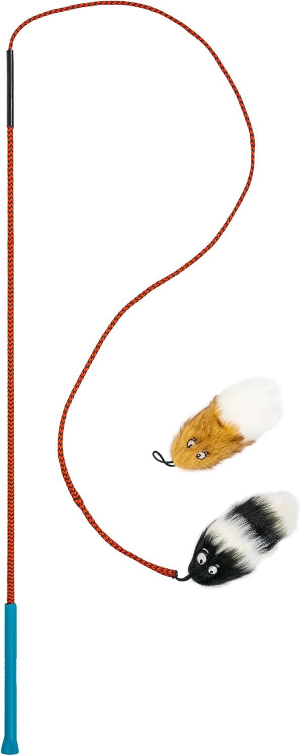 Authentic USA imported Outward Hound tail teaser dog toy pack components.