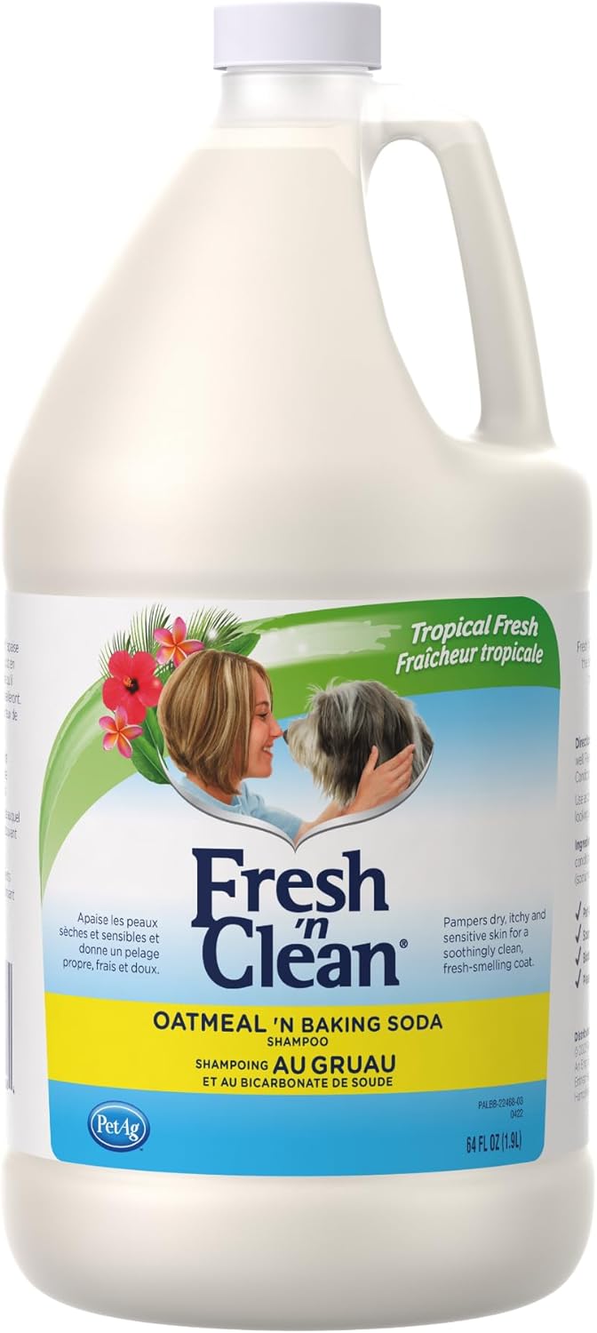 PetAg oatmeal and baking soda dog shampoo packaging overview