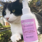 Side view of Breedwise dog perfume spray for all breeds