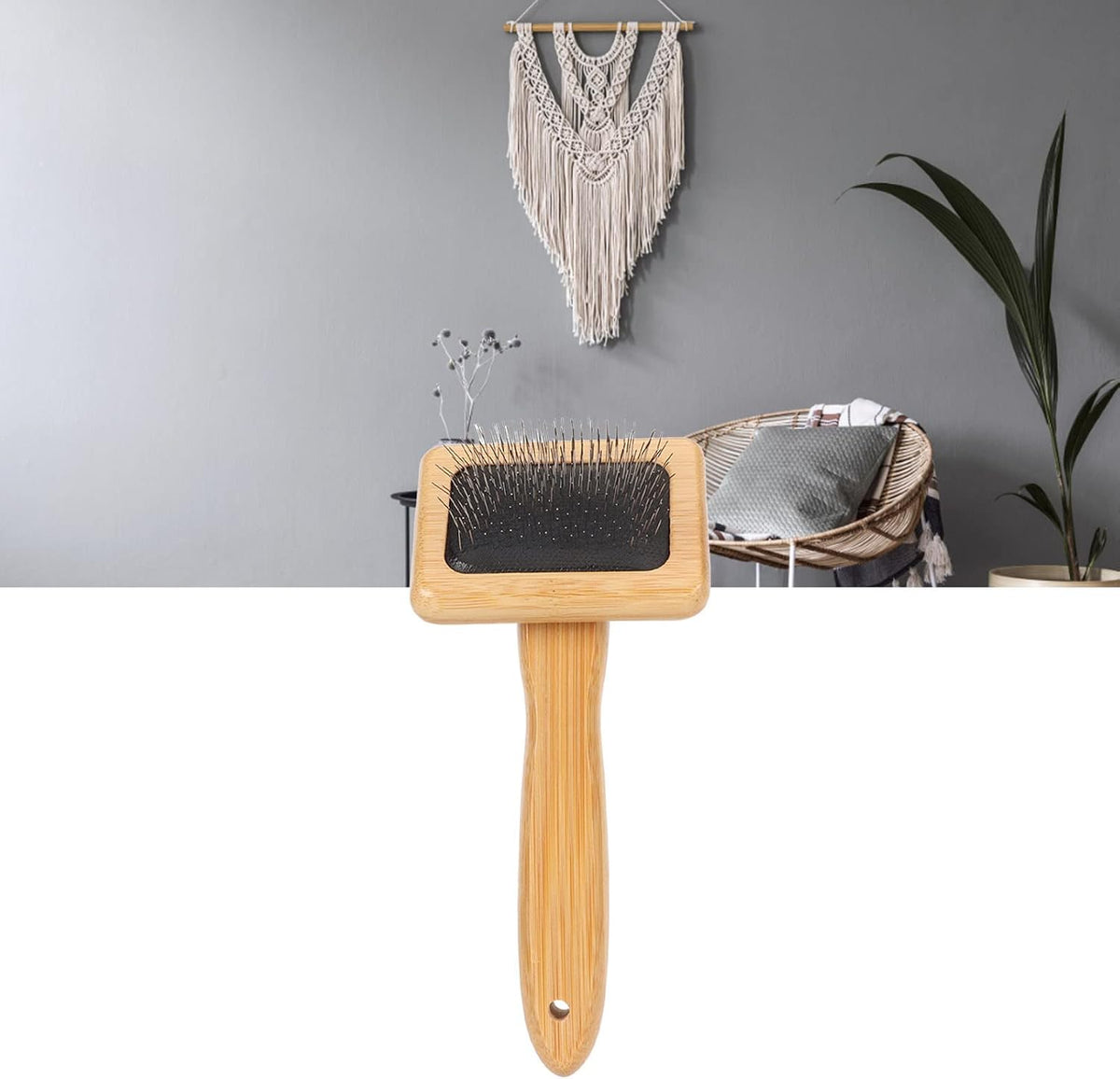 Authentic Hamwesh wool wire brush highlighting the protective rubber air bag cushion base
