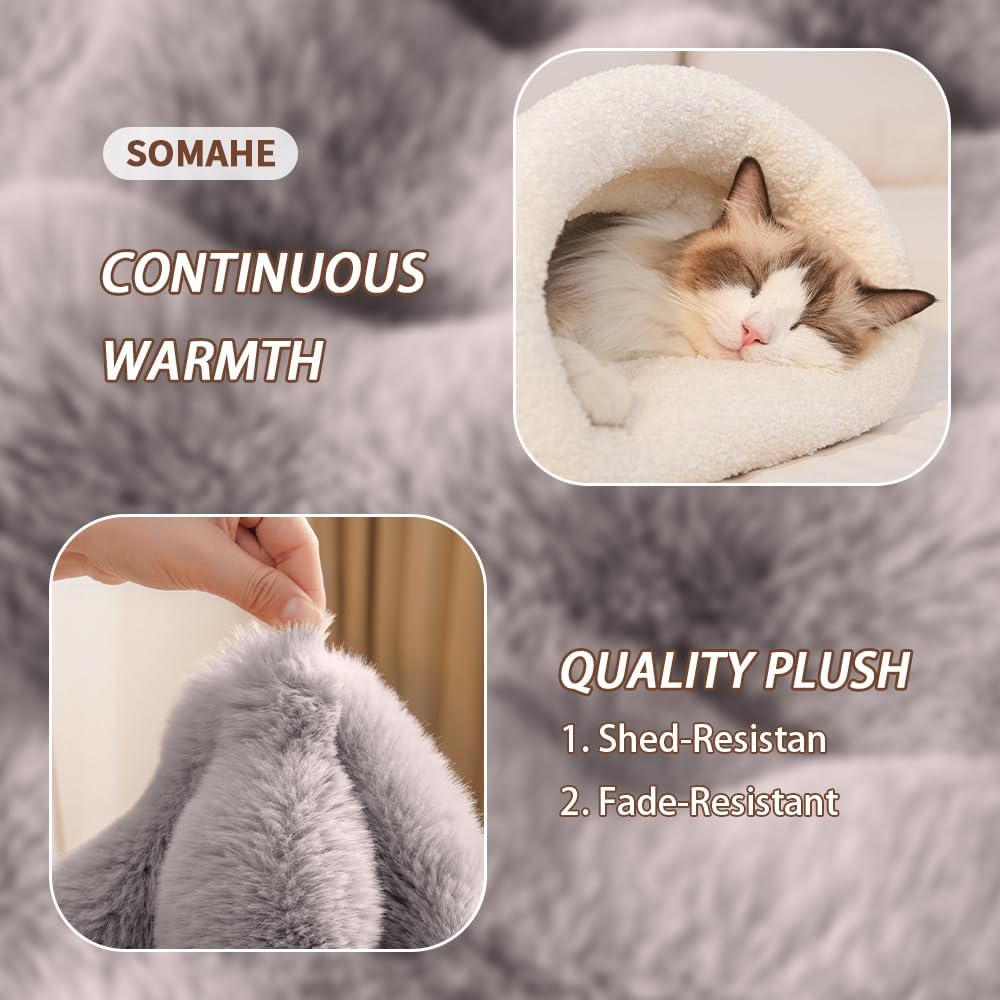 Portable SOMAHE cat sleeping bag being folded