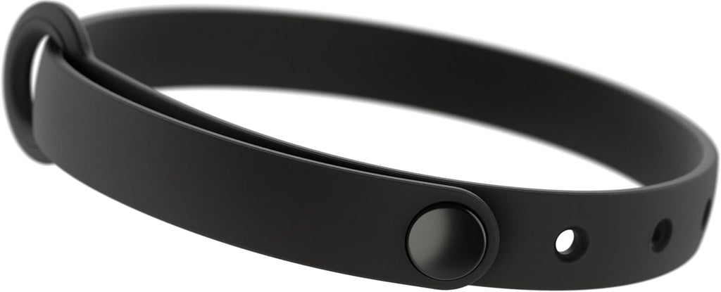 Hypoallergenic non fraying black cat collar showing stretchable elastic material texture