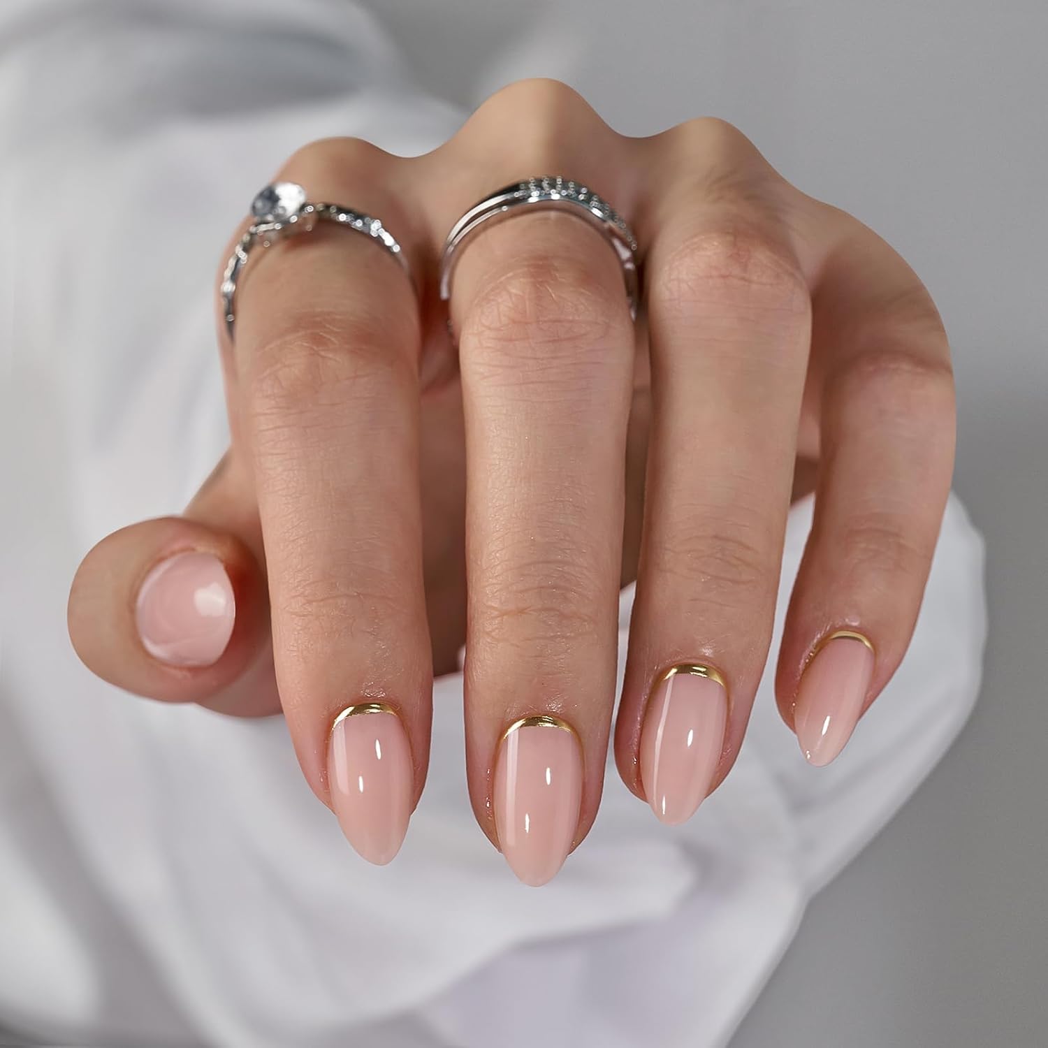 BTArtbox Short Almond Gold Foil Press On Nails front view
