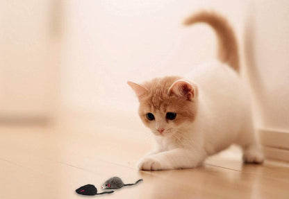Close up view of the durable real fur hunting toy for indoor cats.