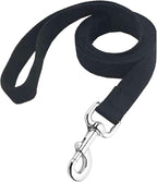 MANDAO dog training leash metal hook mechanism demonstrating easy attachment.