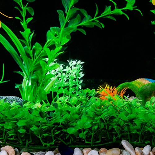 Side view of SLSON saltwater safe artificial plastic lawn inside a marine aquarium setup