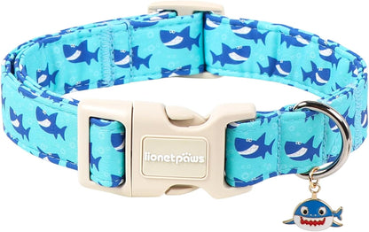 Lionet Paws spring wildflower collar on white background