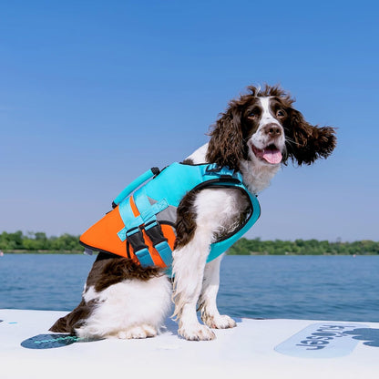 Waterproof ripstop fabric pet flotation device close up