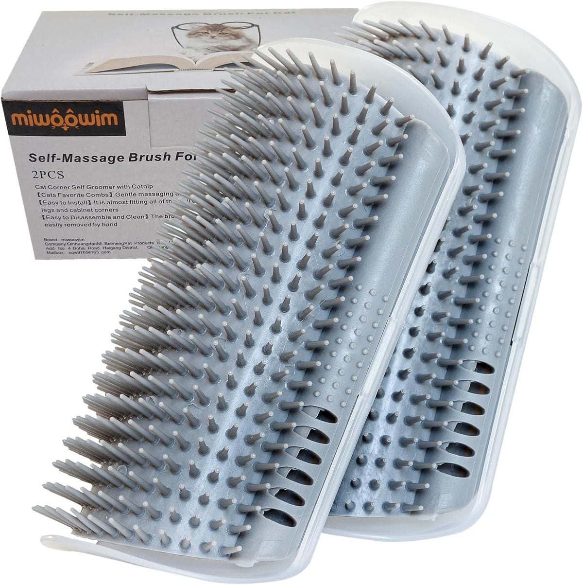 Long hair kitten using the wall mounted miwoowim massage comb independently