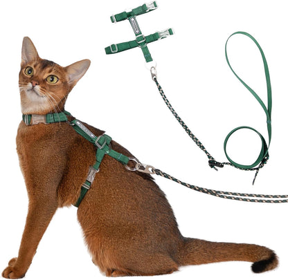 Sovarin cat harness and leash set green front view escape proof vest