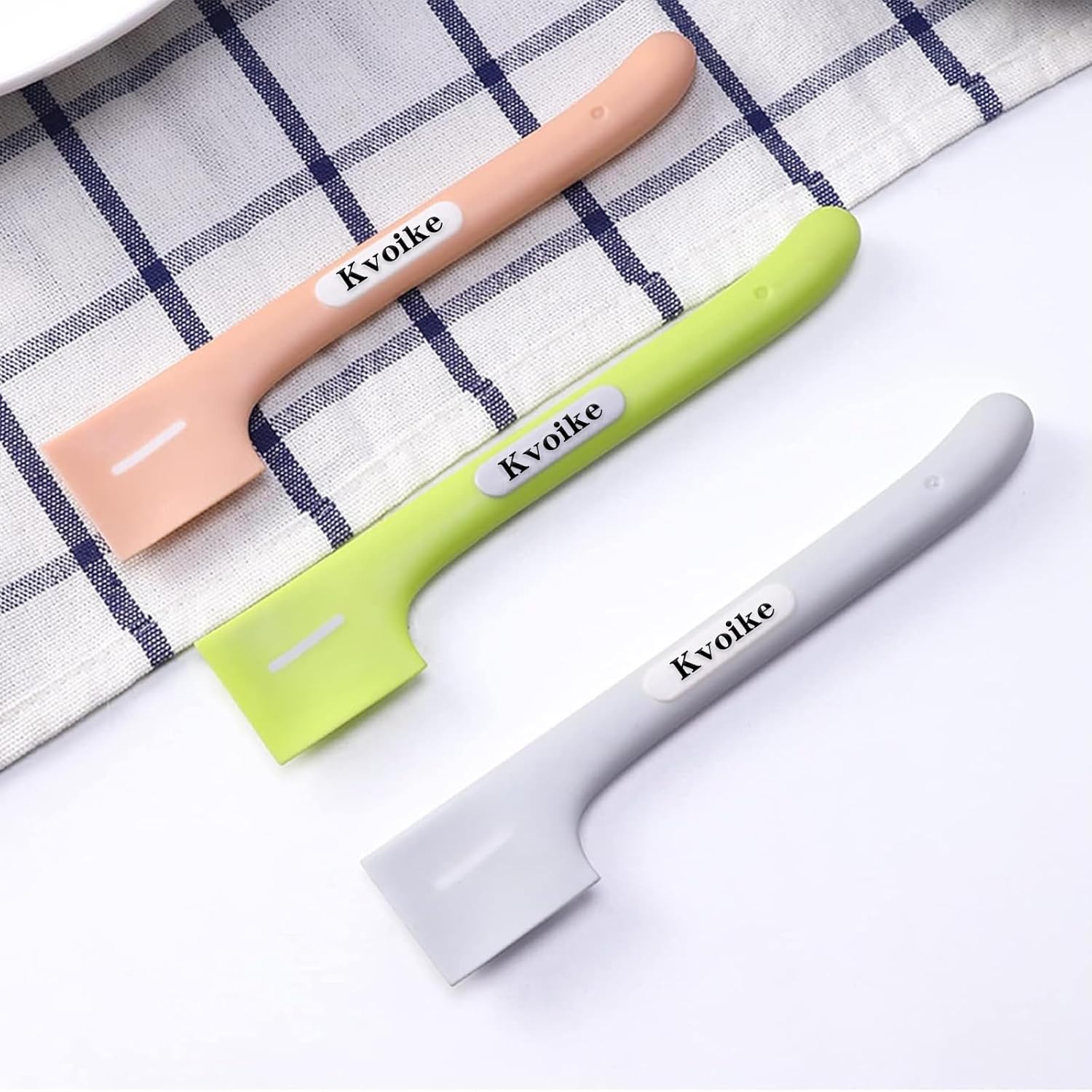 Long handle pet food can spatula for safe scooping