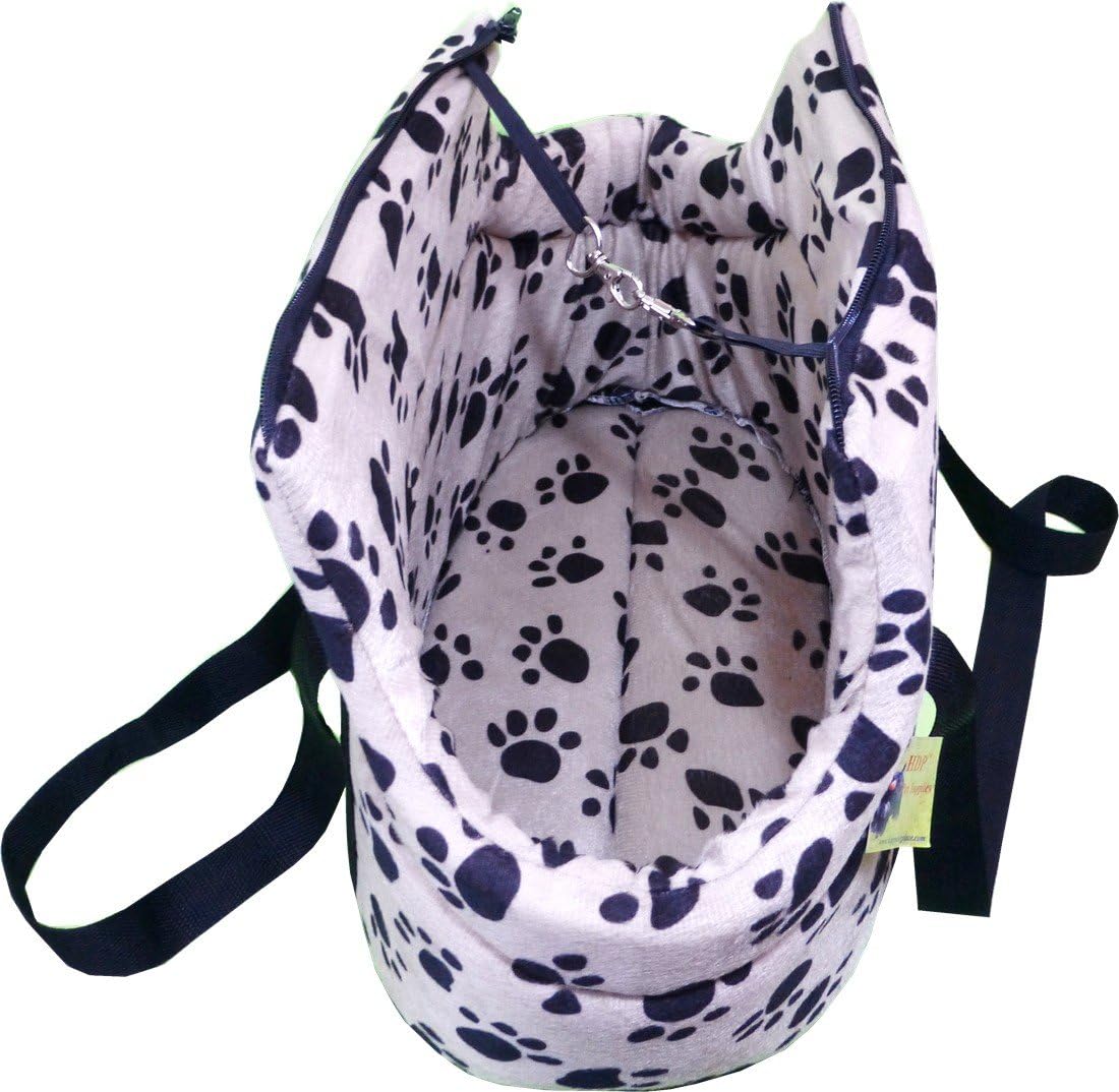 HDP pet carrier with security clips detail.
