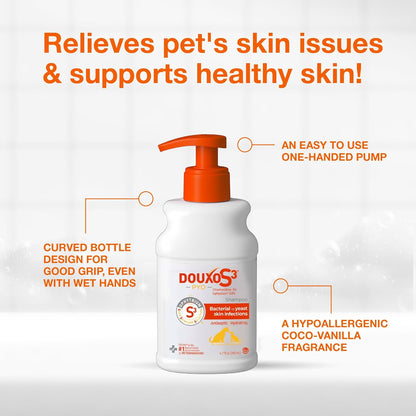 Top view of Douxo S3 Pyo shampoo dispenser pump