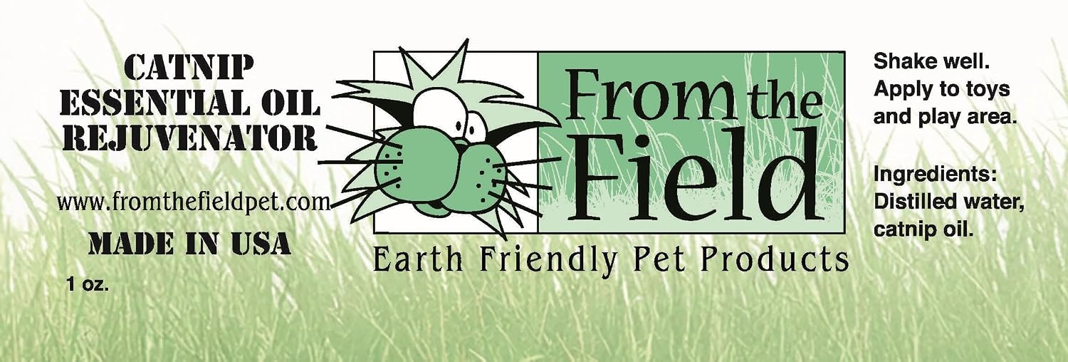 All natural USA imported mess free catnip spray bottle detailing ingredients