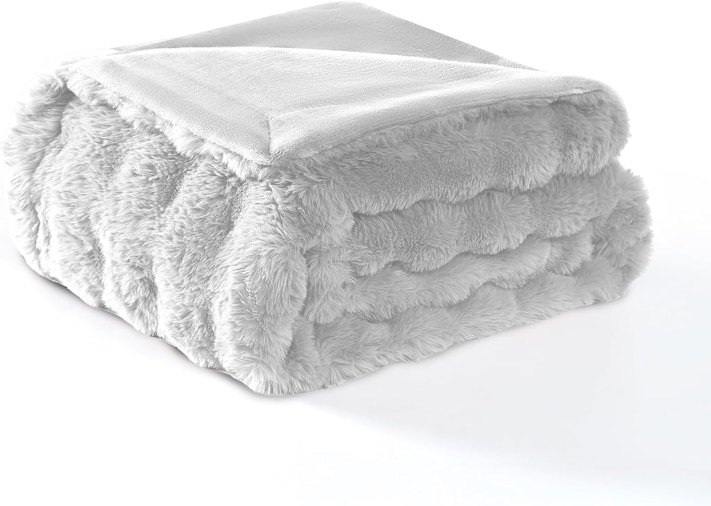 Modern Threads Water-Resistant Faux Rabbit Fur Pet Blanket for Dogs & Cats - Ultra-Soft Couch, Bed & Crate Protector, 30x40 White - Image 10