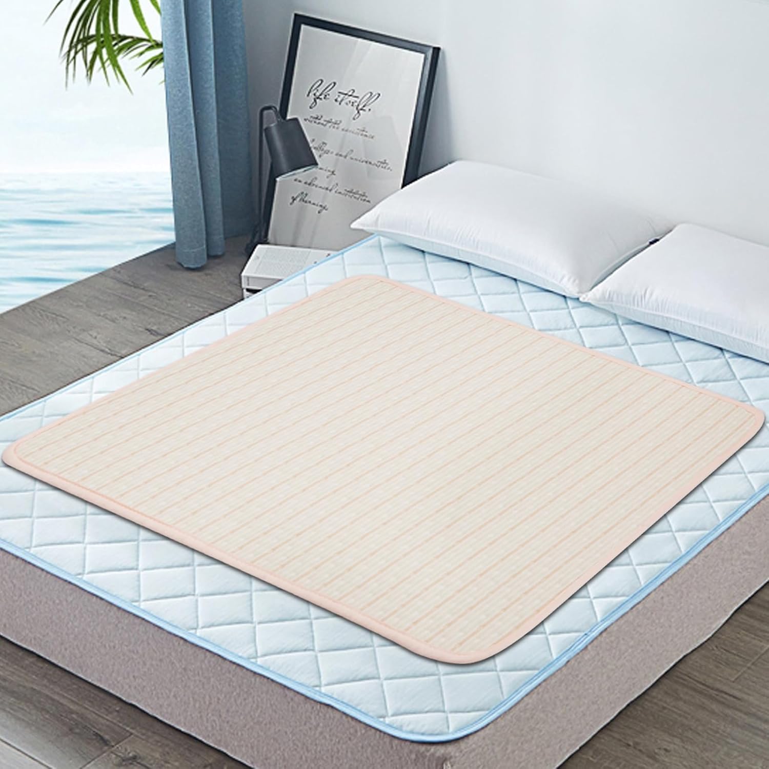 Ntoaujao large washable incontinence bed pad front view on bed