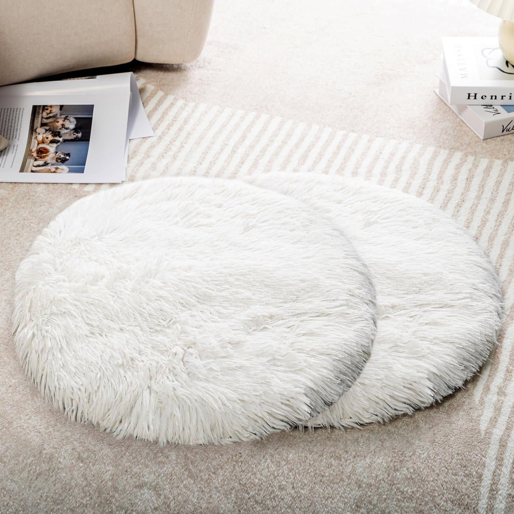 Warfort round plush pet mat front view featuring premium white faux fur texture.