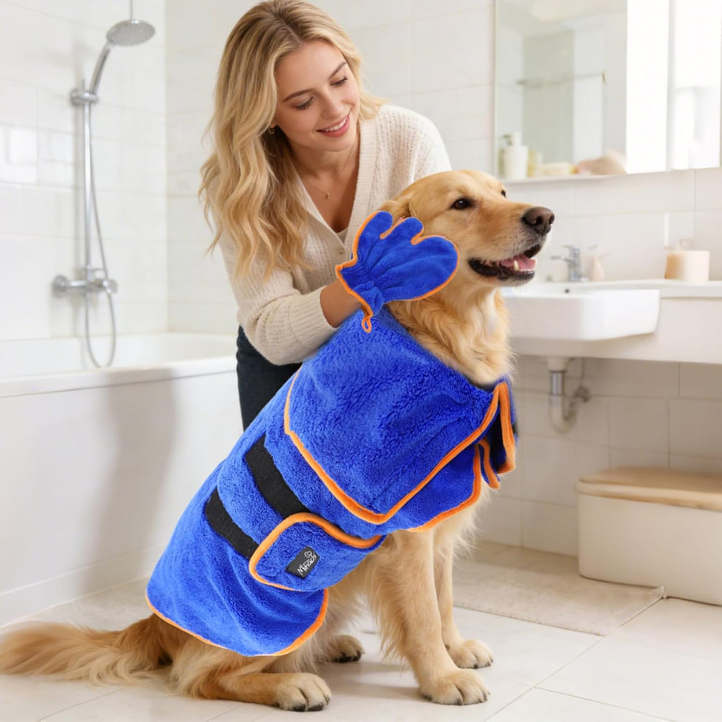 Mihachi microfiber dog towel wrap with matching drying gloves set.