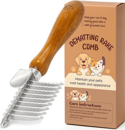 Takavu dematting comb front view for dogs and cats