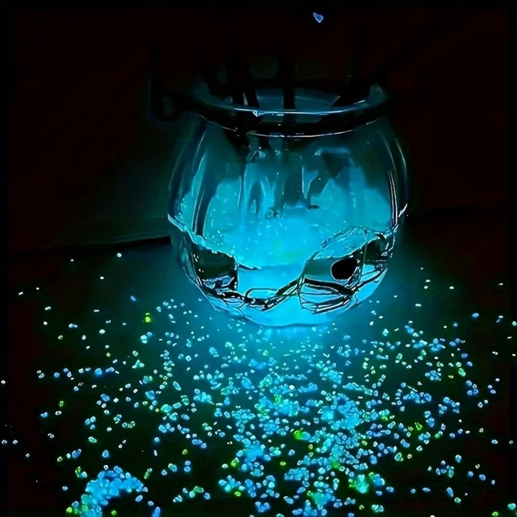 Luminous resin sand in a succulent plant pot