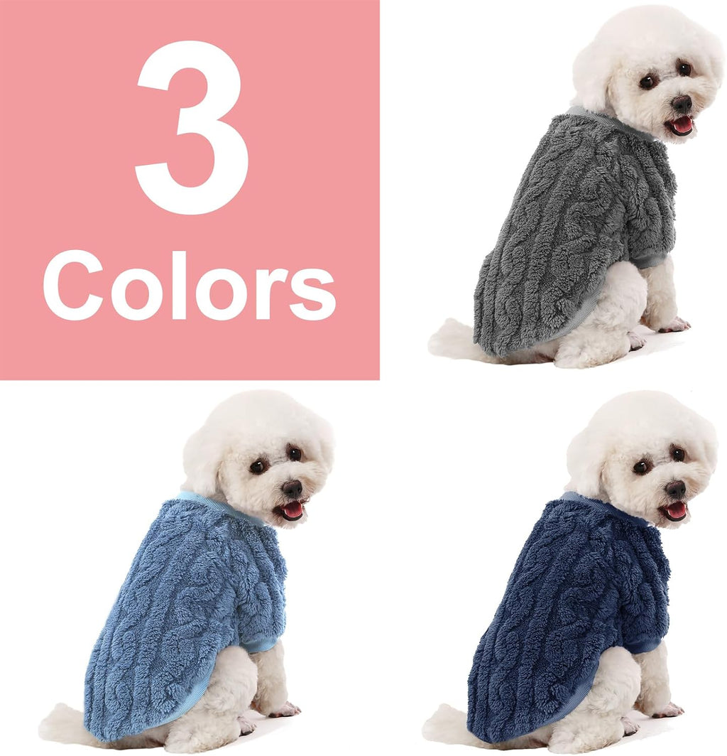 Close up view of the twisted cable knit pattern on Jampayang pet apparel